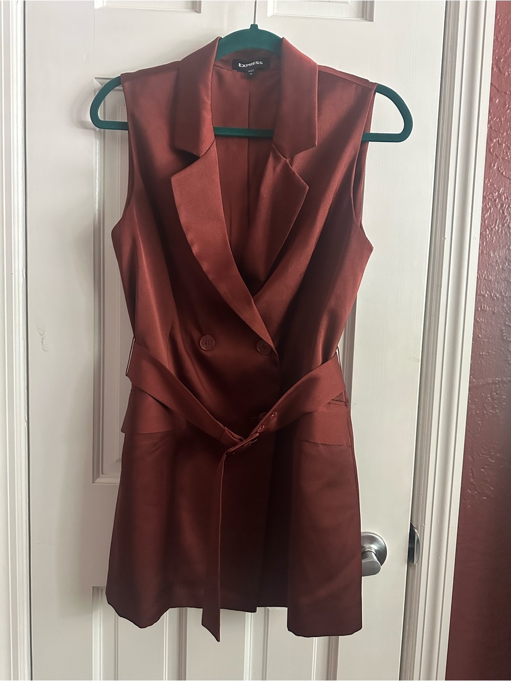 Express Sleeveless Belted Blazer Long Vest in Rust Red - Picture 2 of 4